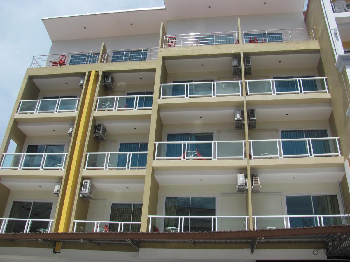 Red Sapphire Hotel Patong Exterior foto